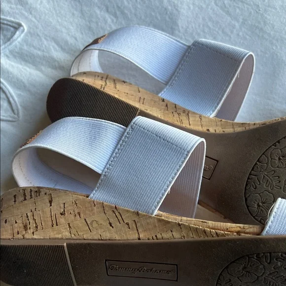 Tommy Bahama White Sandals with Cork Footbed - Picture 6 of 6